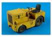 1/32 US DMC Logan T40 Tow Tractor