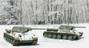 1/72 T34/76 Mod. 42 Tanks (2 Model Kits)