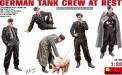 1/35 German Tank Crew at Rest (5 w/Pig)