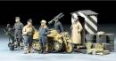 1/48 German Luftwaffe Crew Winter w/Kettenkraftrad